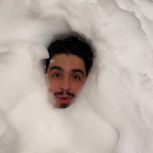 Meet your Posher, Dig